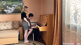 Instructor chiefly the Piano Gaping void Sucking Dick Student and Fucking